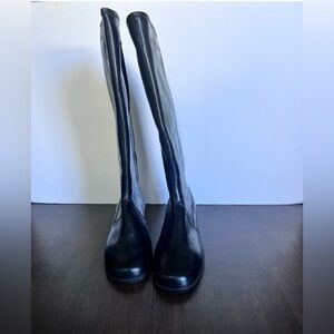 Vintage Knee-High Women's Rain Boots Sizes 9 Black color